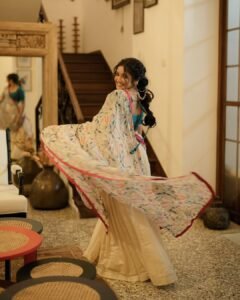 Anikha Surendran Looks Graceful in Floral Saree and Teal Blouse Photos (5)