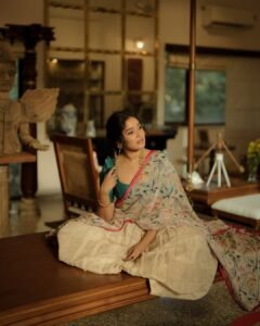 Anikha Surendran Looks Graceful in Floral Saree and Teal Blouse Photos (8)