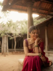 Arul Jyothi Looks Graceful in Traditional Red Silk Saree Photos (2)