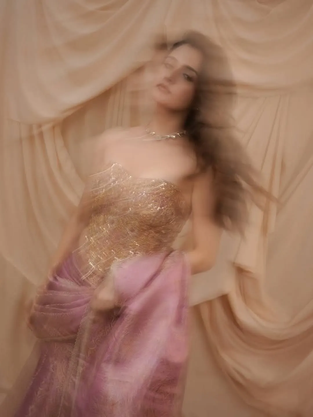 Ashika Ranganath Stuns in Pink Designer Lehenga at SIIMA Awards 2026 (20)