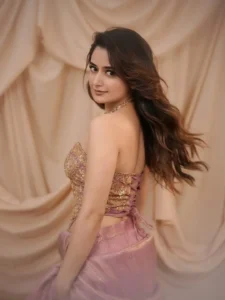 Ashika Ranganath Stuns in Pink Designer Lehenga at SIIMA Awards 2026 (22)