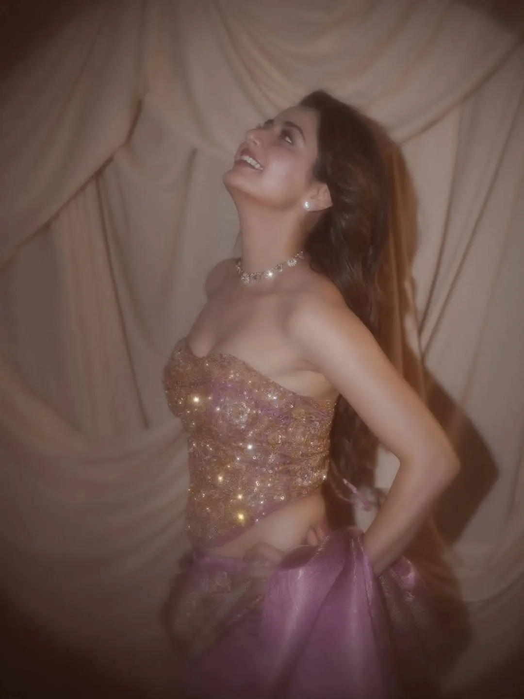 Ashika Ranganath Stuns in Pink Designer Lehenga at SIIMA Awards 2026 (23)