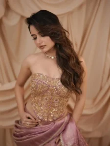Ashika Ranganath Stuns in Pink Designer Lehenga at SIIMA Awards 2026 (29)