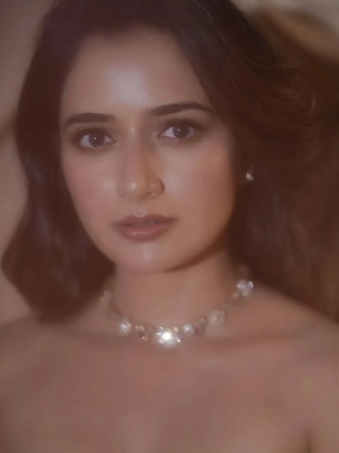 Ashika Ranganath Stuns in Pink Designer Lehenga at SIIMA Awards 2026 (32)