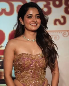 Ashika Ranganath Stuns in Pink Designer Lehenga at SIIMA Awards 2026 (35)