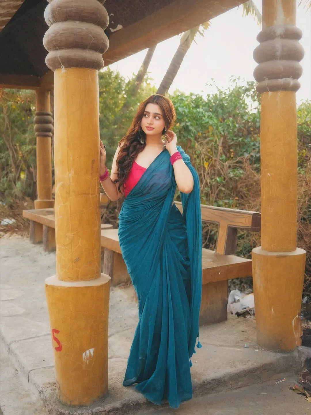 Ayesha Khan Looks Graceful in Elegant Blue Saree – Latest HD Photos (15)
