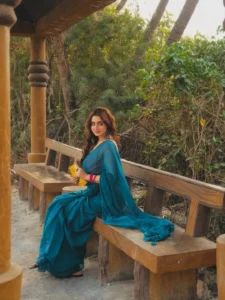 Ayesha Khan Looks Graceful in Elegant Blue Saree – Latest HD Photos (6)