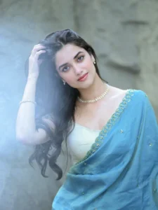 Bhagyashri Borse Looks Ethereal in Sky Blue Saree – Latest Photos (3)