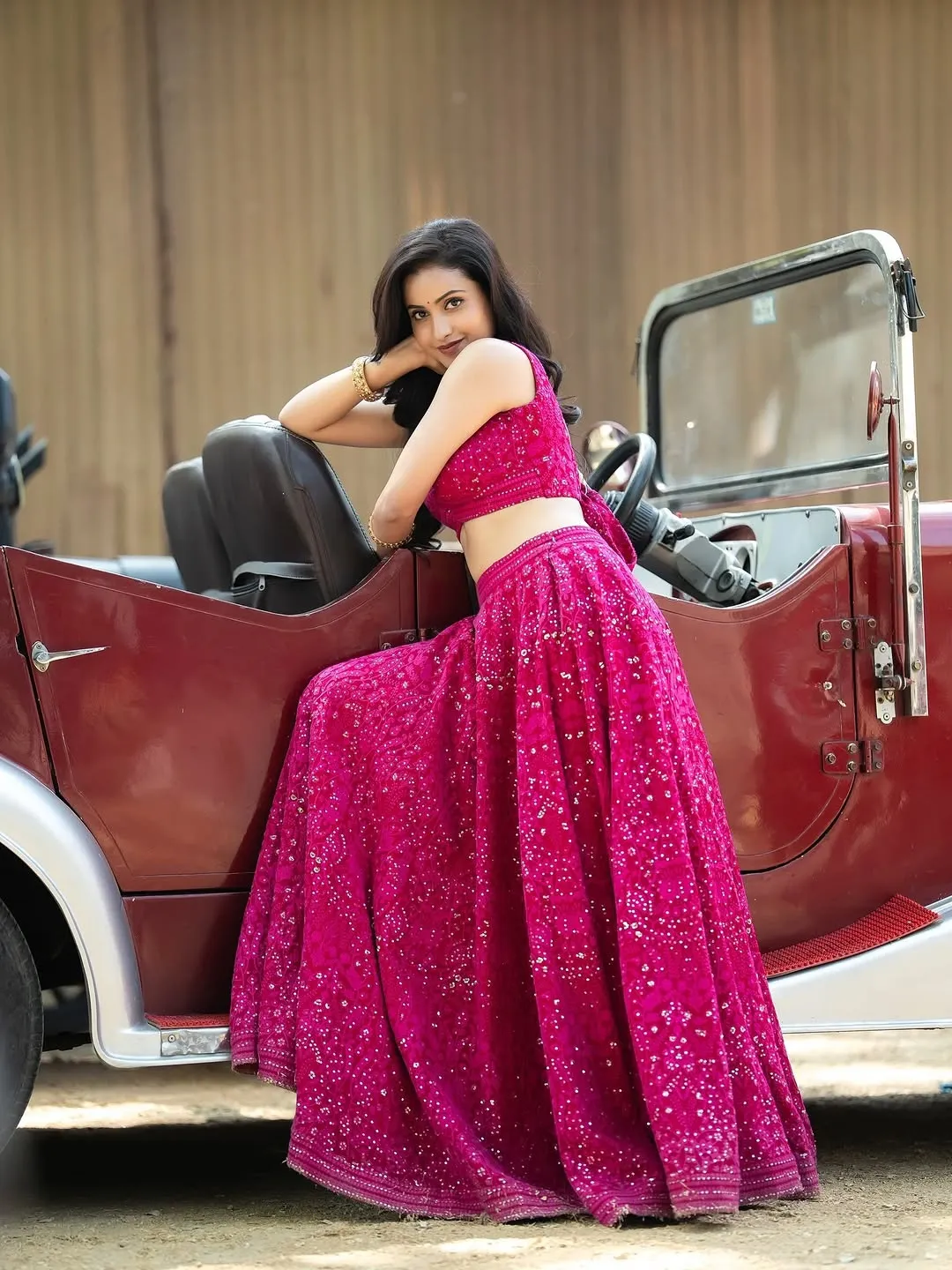 Deepika Pilli Looks Gorgeous in Pink Lehenga Latest Photos (9)