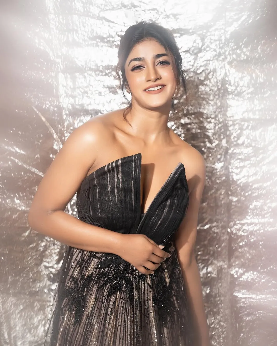 Dimple Hayathi Stuns in Elegant Black Designer Gown at Glamorous Photoshoot (4)