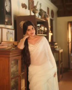 Divya Bharathi Looks Graceful in White Saree – Latest Photos (1)