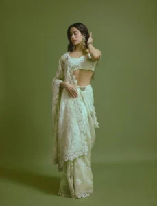Janhvi Kapoor Looks Stunning in Elegant White Saree – Latest Photoshoot (6)