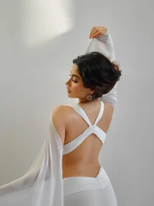 Janhvi Kapoor Stuns in Elegant White Designer Outfit – Latest Photos (4)