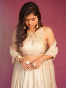 Kalyani Priyadarshan Looks Dreamy in Elegant White Ethnic Outfit Photos (13)