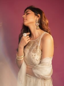 Kalyani Priyadarshan Looks Dreamy in Elegant White Ethnic Outfit Photos (18)
