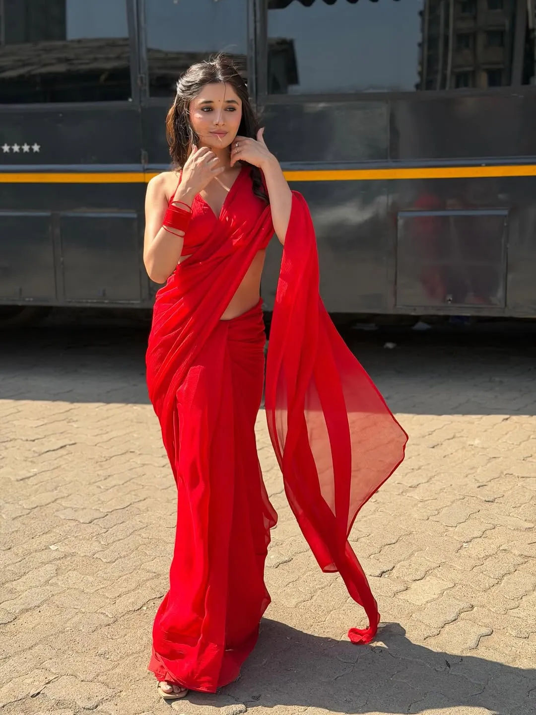 Kanika Mann Turns Heads in Stunning Red Saree During Latest Photoshoot (12)