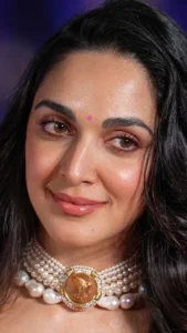Kiara Advani Looks Ethereal in Pink Designer Saree – Latest Photos (11)