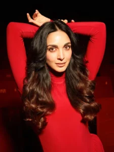 Kiara Advani Stuns in Bold Red Outfit at Special Photoshoot (2)