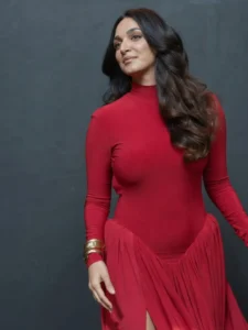 Kiara Advani Stuns in Bold Red Outfit at Special Photoshoot (24)