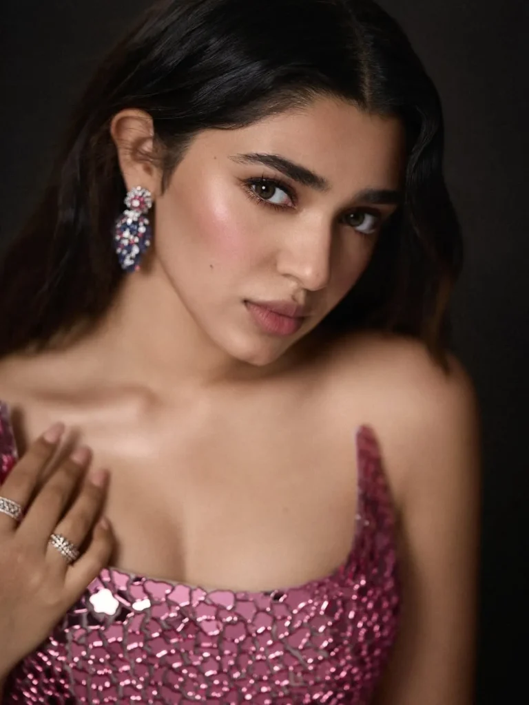 Krithi Shetty Dazzles in Glamorous Pink Sequin Dress – Latest Photos (12)