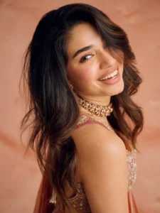Krithi Shetty Looks Radiant in Elegant Peach Designer Saree Photos (10)