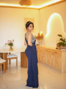 Mrunalini Ravi Looks Gorgeous in Elegant Designer Saree – Latest Photos (8)