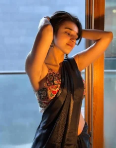 Nuveksha Stuns in Elegant Black Saree During Latest Photoshoot (9)