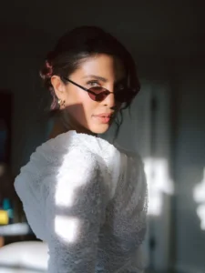 Priyanka Chopra Stuns in Elegant White Designer Outfit – Latest Photos (9)