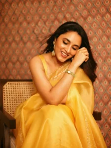 Priyanka Mohan Looks Radiant in Yellow Saree – Latest Stunning Photos (11)