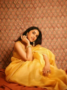 Priyanka Mohan Looks Radiant in Yellow Saree – Latest Stunning Photos (7)