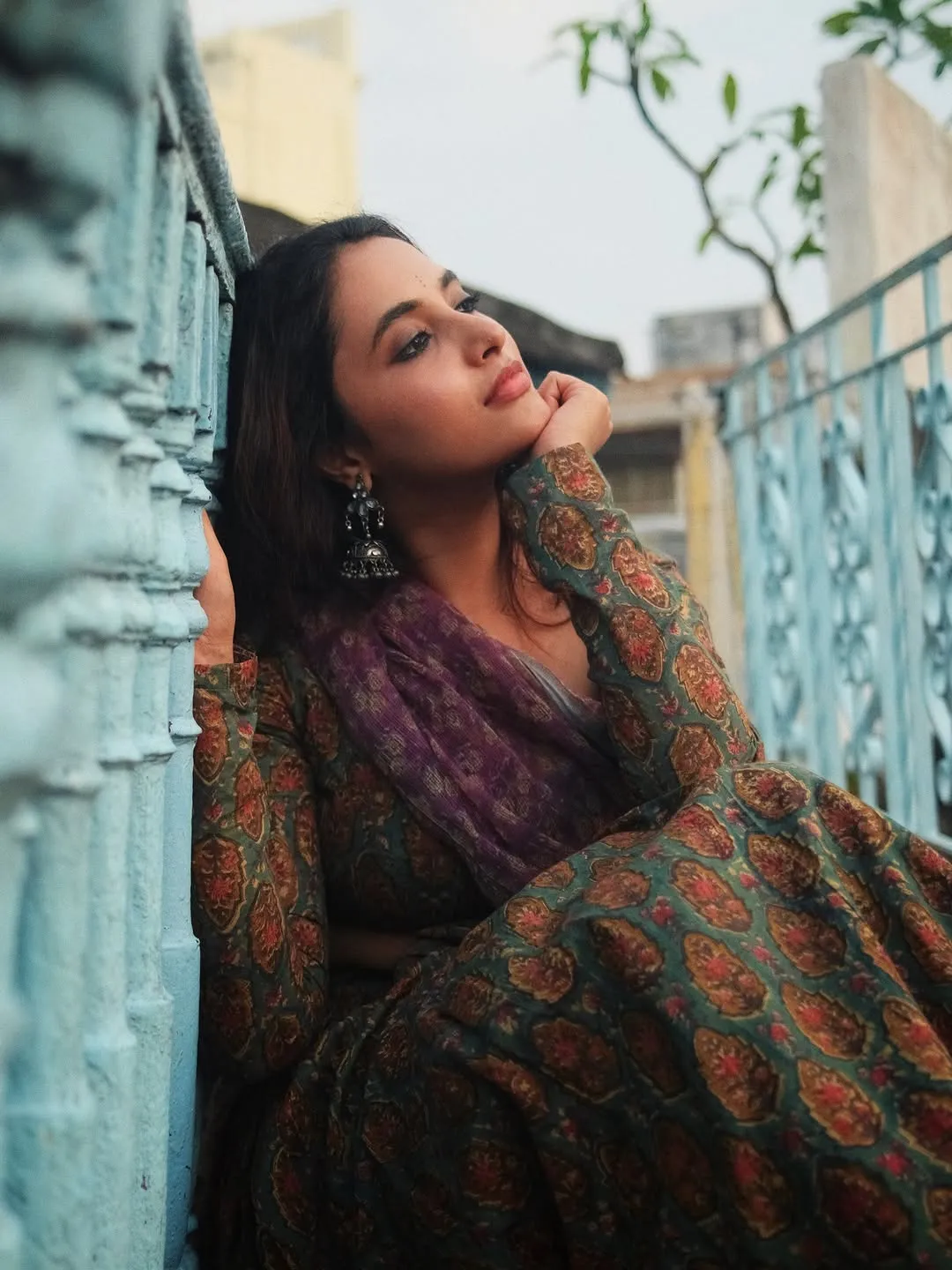 Priyanka Mohan Stuns in Elegant Traditional Ethnic Attire (7)