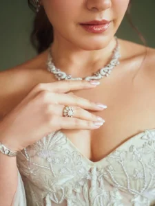 Raashi Khanna Looks Breathtaking in Elegant White Designer Outfit (7)