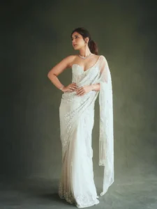 Raashi Khanna Looks Breathtaking in Elegant White Designer Outfit (9)
