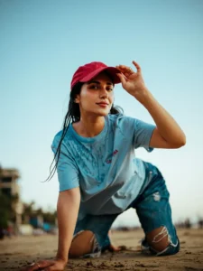 Ruhani Sharma’s Stunning Beachside Portrait Captures Natural Beauty (8)
