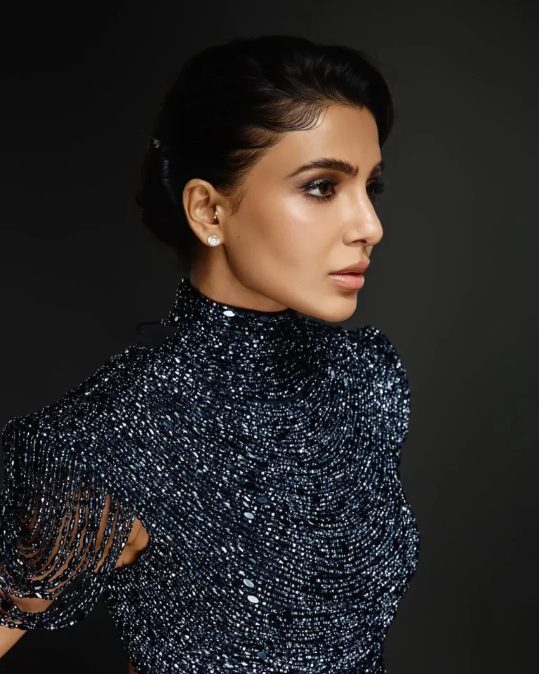 Samantha Ruth Prabhu Stuns in Elegant Black Designer Outfit at Latest Photoshoot (9)