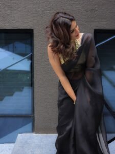 Samyuktha Stuns in Black Saree and Golden Blouse Photos (4)