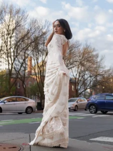 Sayani Gupta Turns Heads in Elegant White Saree – Latest Photos (18)