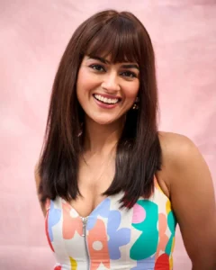 Shraddha Srinath Looks Adorable in Colorful Floral Dress – Latest Photos (1)