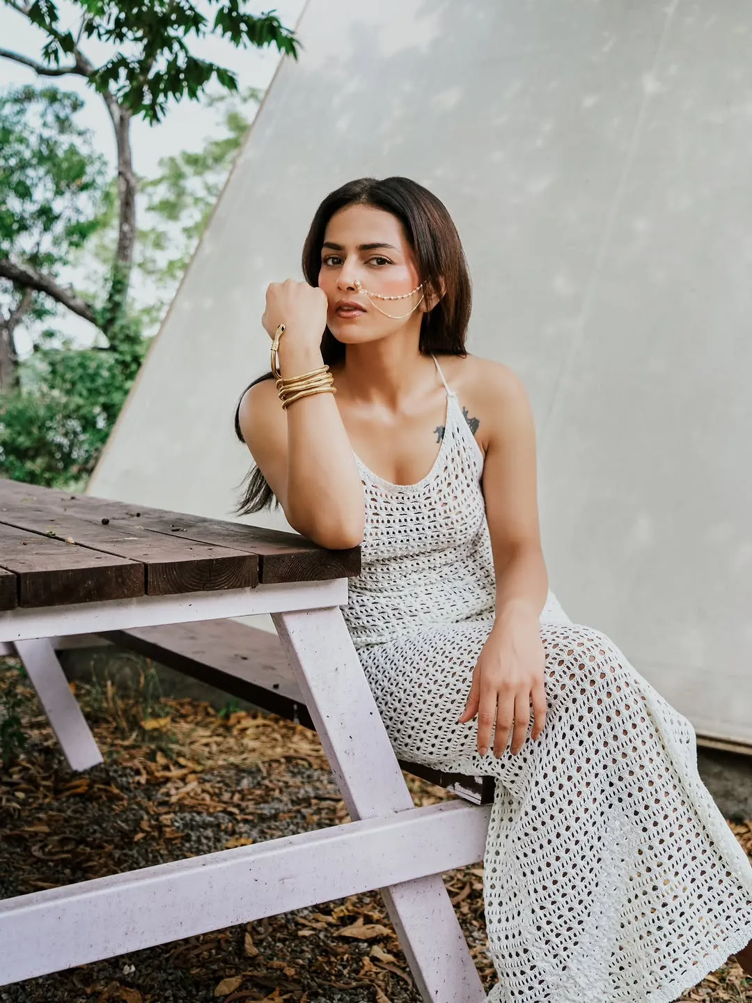 Shraddha Srinath Stuns in Elegant White Crochet Dress – Latest Photos (2)