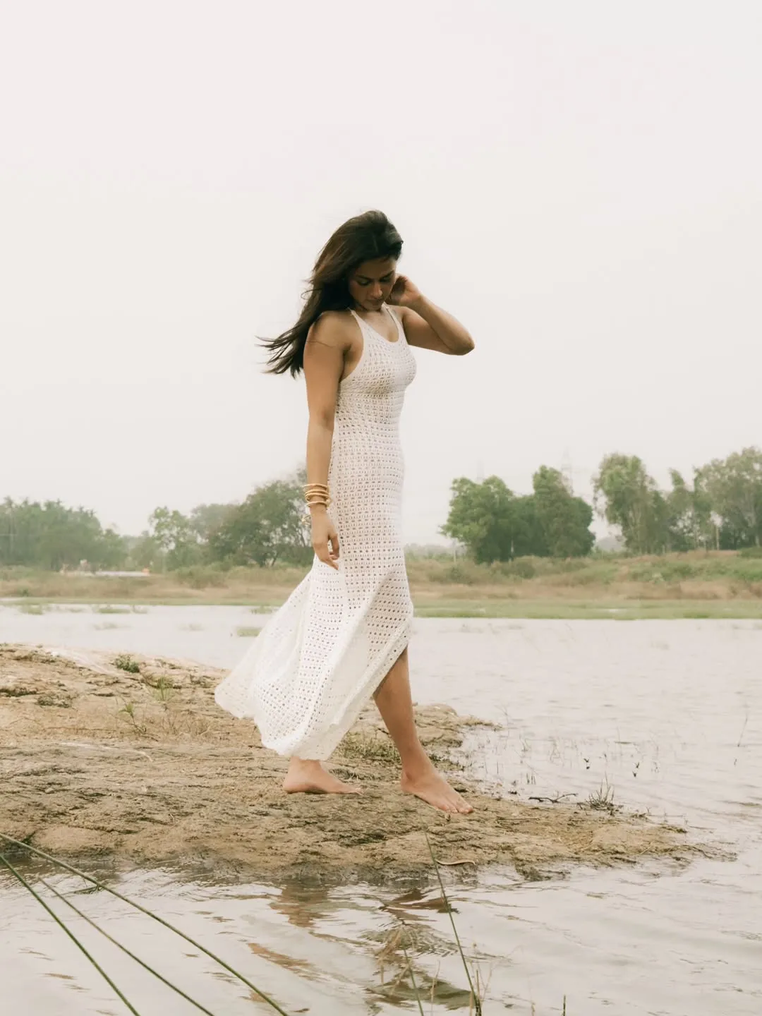 Shraddha Srinath Stuns in Elegant White Crochet Dress – Latest Photos (8)