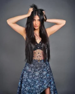 Shruti Haasan Turns Heads in Bold Chic Outfit – Latest Photos (1)