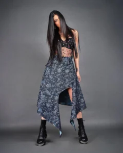 Shruti Haasan Turns Heads in Bold Chic Outfit – Latest Photos (16)