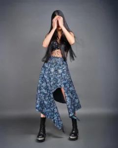Shruti Haasan Turns Heads in Bold Chic Outfit – Latest Photos (5)
