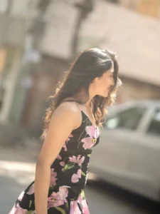 Sona Olickal Looks Charming in Floral Dress Latest Photos (15)