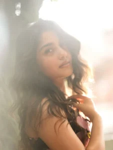 Sona Olickal Looks Charming in Floral Dress Latest Photos (7)