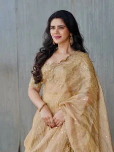 Soundariya Nanjundan Dazzles in Elegant Golden Traditional Outfit (11)