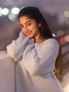 Sushmita Shetty Looks Adorable in Cozy White Sweater Latest Photos (8)